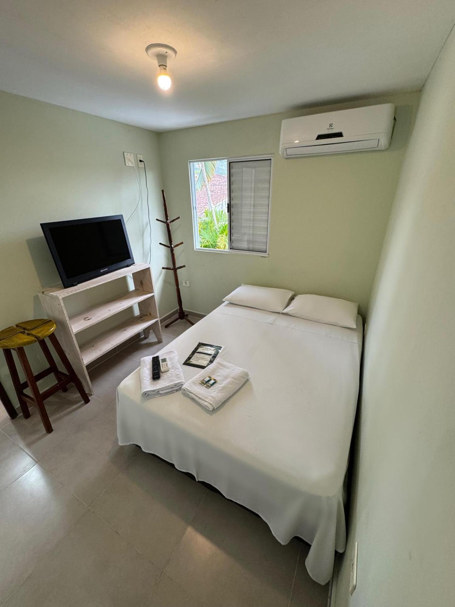 Pousada Casa Guntzel Juquehy - Piscina E Ar Condicionado Juquei Quarto foto